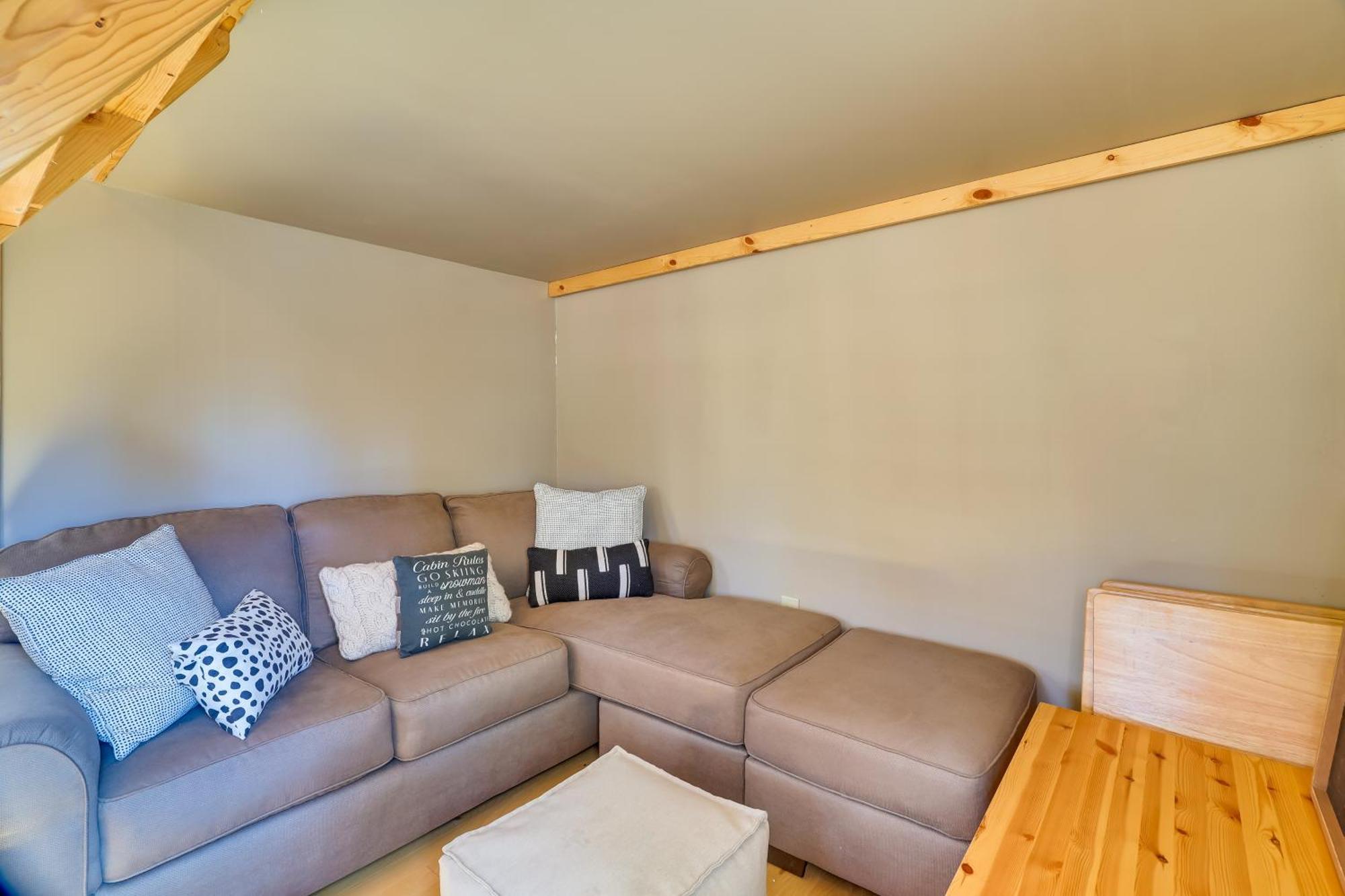 Dog-Friendly Nutrioso Cabin With Wraparound Porch! ภายนอก รูปภาพ