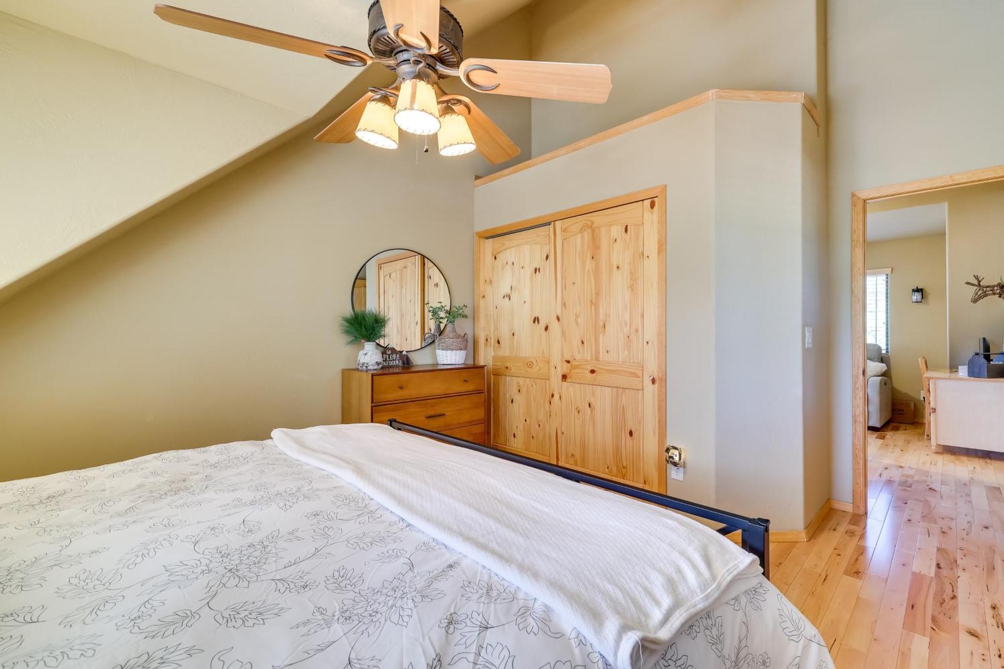 Dog-Friendly Nutrioso Cabin With Wraparound Porch! ภายนอก รูปภาพ