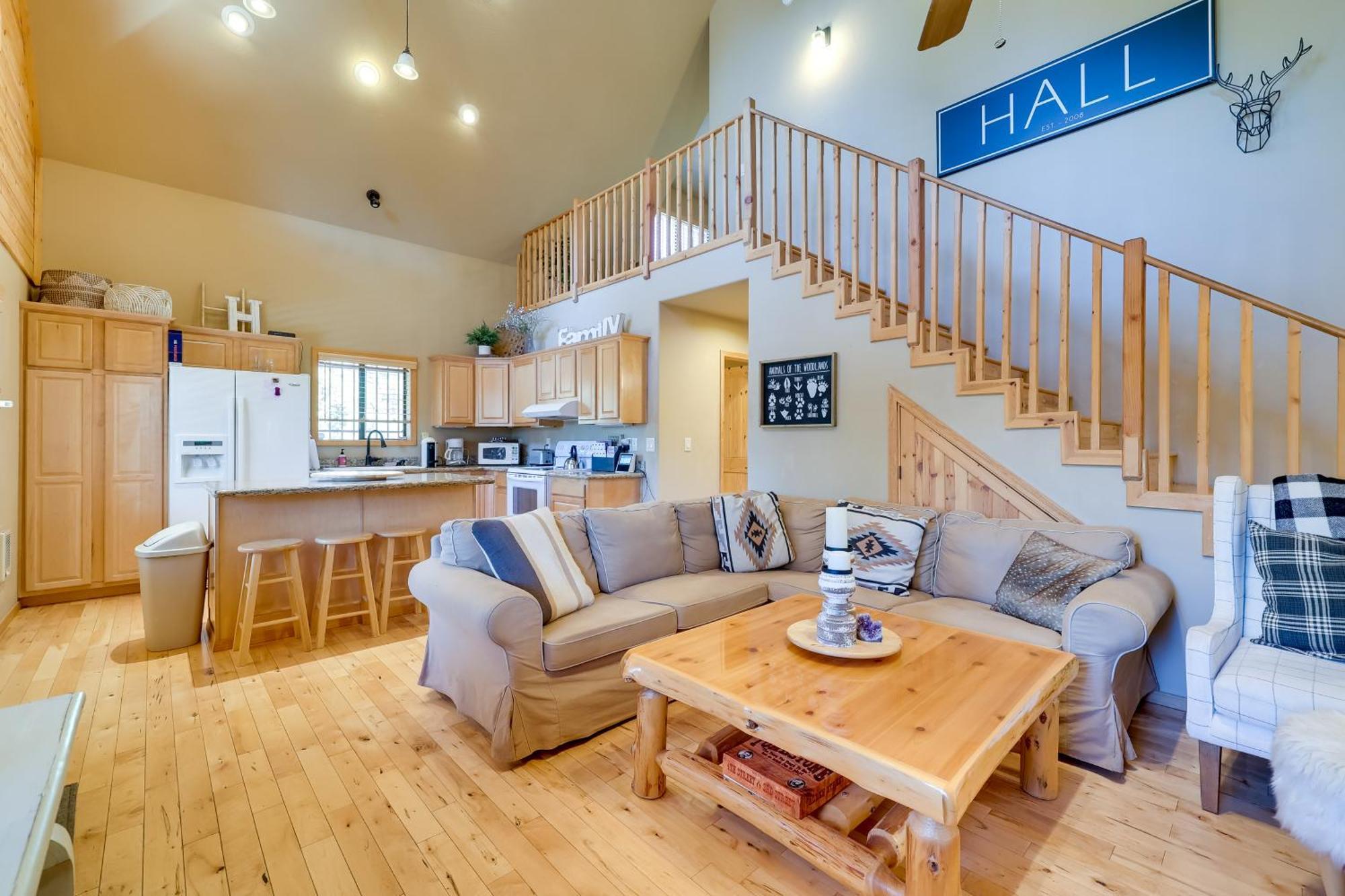 Dog-Friendly Nutrioso Cabin With Wraparound Porch! ภายนอก รูปภาพ